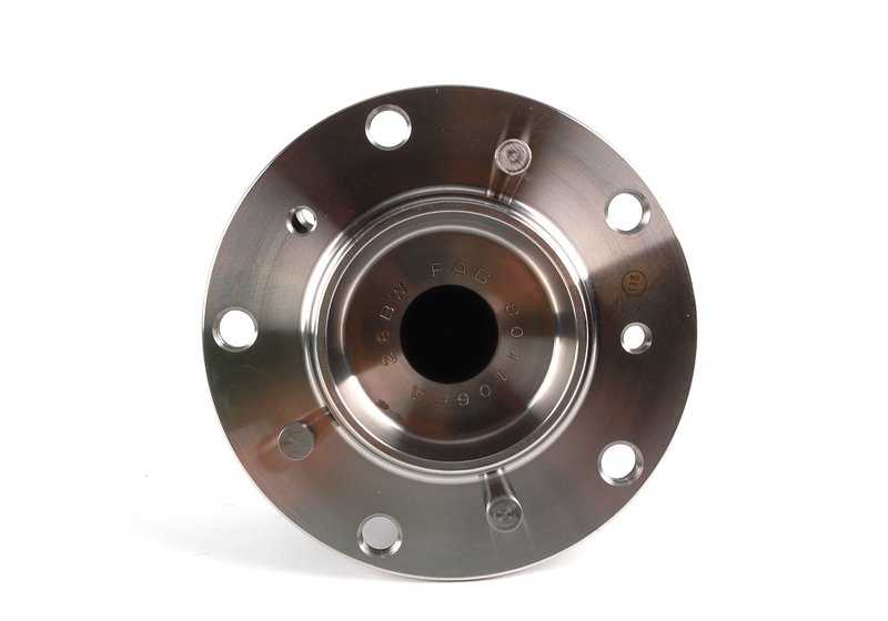 Cubo de rueda con rodamiento delantero OEM 31222229360 para BMW E39. Original BMW.