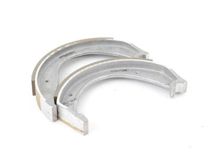 Kit di scarpe freno posteriore senza amianto OEM 34212310523 per BMW Motorrad R248: R50, R50/2, R60, R60/2, R69, R69S. BMW originale.