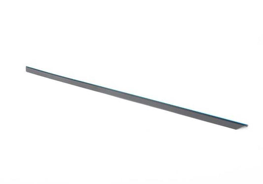 Moldura trasera izquierda cromada OEM 51221906847 para BMW E30 (316, 316i, 318i con cambio manual y automático). Pieza original BMW.