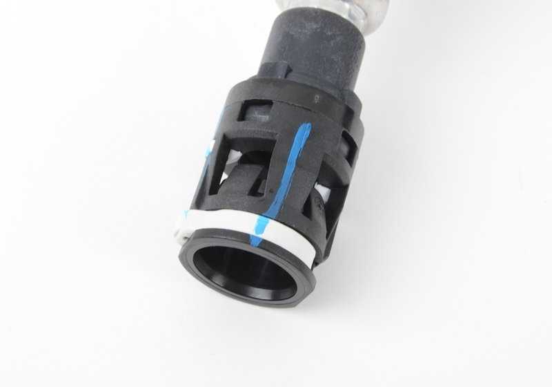 Tubo de retorno refrigerante OEM 32416792492 para BMW E70, E70N, F15, E71, F16. Original BMW.