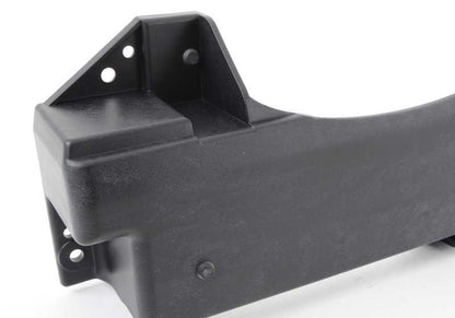 Cubierta soporte módulo OEM 17117576271 para BMW X5 {E70} y BMW X6 {E71}. Compatible con versiones xDrive50i, M50d y M. Original BMW.
