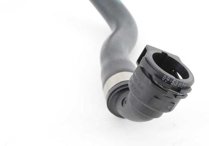 Manguera de refrigeración OEM 11537578687 para BMW F07, F07N, F10, F10N, F11, F11N, F06, F06N, F12, F12N, F13, F13N, F01, F01N, F02, F02N, F04. Original BMW.
