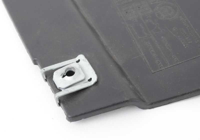 Lower lid EMPTOCHING OEM 51127188598 for BMW E82, E88. Original BMW.
