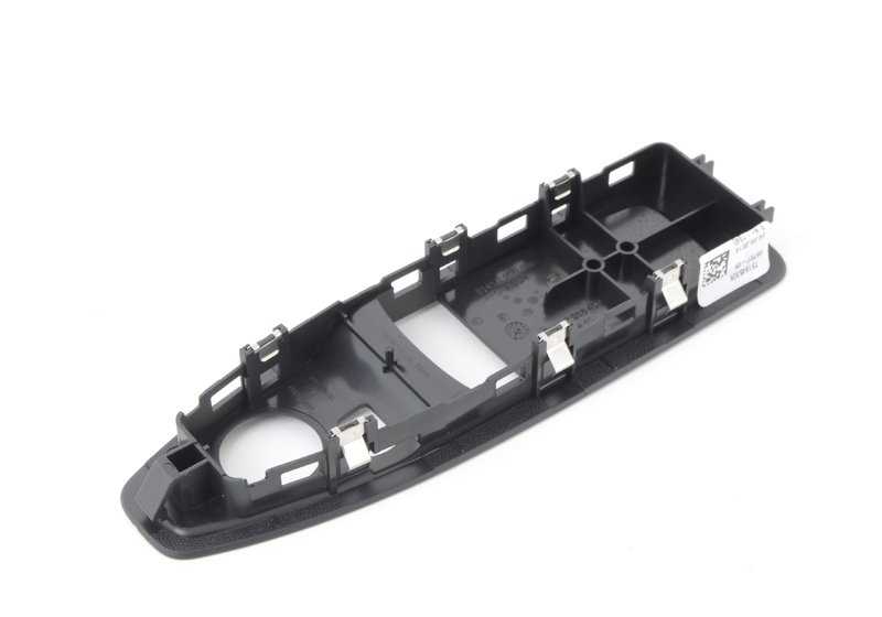 Moldura embellecedora interruptor elevalunas lado conductor OEM 51417318453 para BMW F21, F22, F23, F87, F32, F82. Original BMW.
