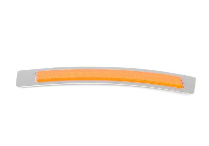 Left side marker head for BMW 7 Series F01, F02, F04 (OEM 63147191111). Original BMW