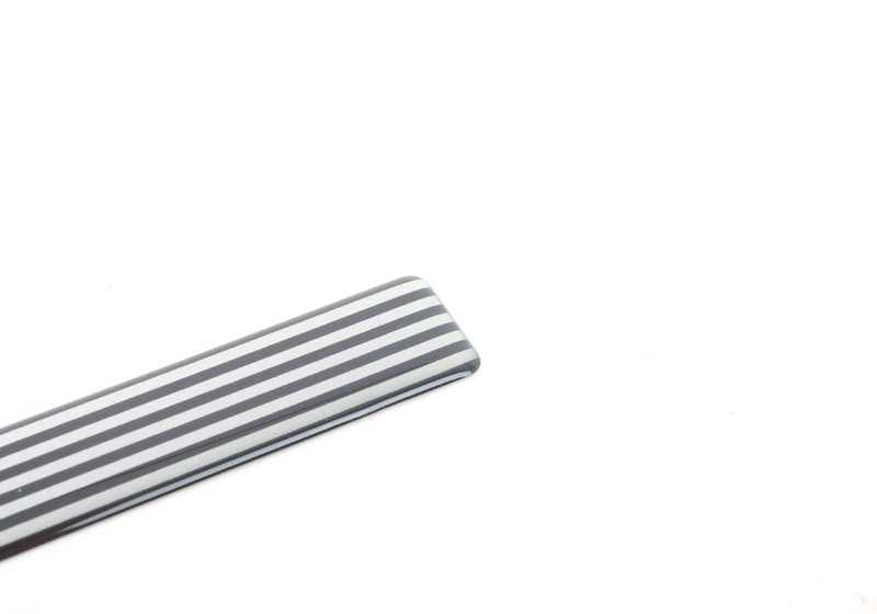 Autocollant d'origine OEM 51712258239 avec logo M pour BMW E36. Accessoire décoratif BMW d'origine.