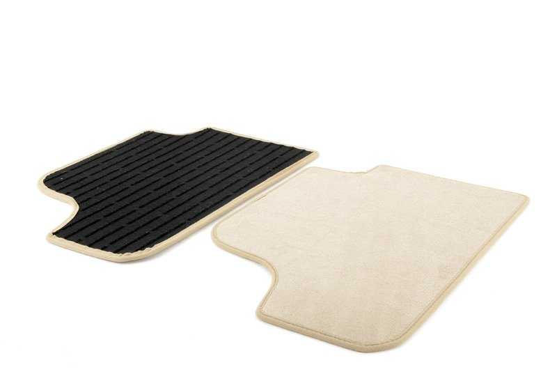 Alfombrillas originales para BMW E93. OEM 51477316615.