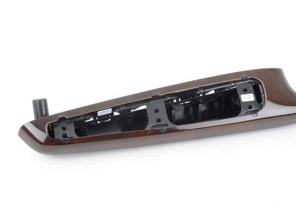 Apoyabrazos de madera delantero izquierdo OEM 51418259957 para BMW E46. Original BMW.