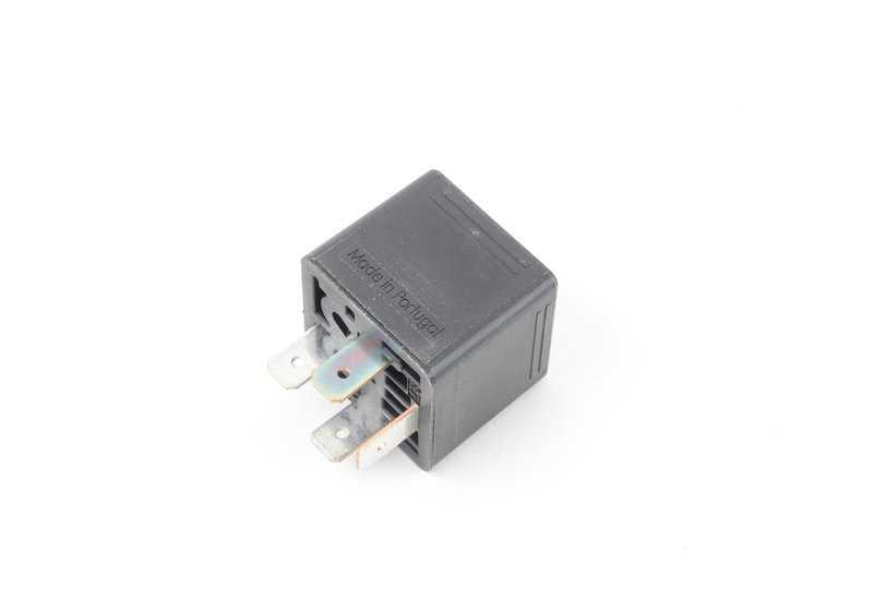 OEM relay 61311373588 for BMW E21, E30, E12, E28, E24, E23. Original BMW.