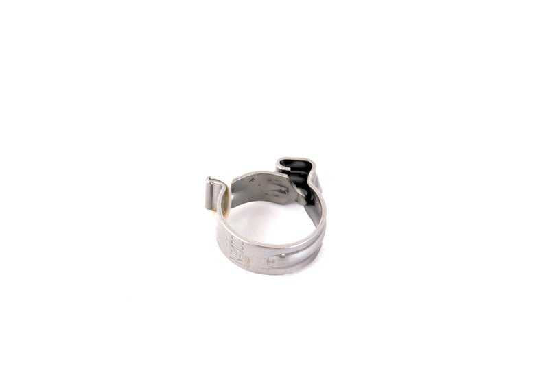 BMW E46, E90, E92, E93, E34, E39, E61, E61, F07, F10, F11, F06, F12, F13, E32, E38, E65, E66, F01, F02, F04, E53, E70, F15, F85 , E71, F16 (OEM 64121378285). BMW originale