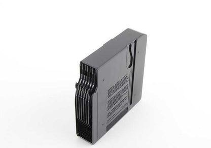 Revista de CD para BMW Série 1 E81, E82, E87, E87N, E88, Série 3 E46, E90, E90N, E91, E91N, E92, E92N, E93, E93N, Série 5 E39, Série 7 E65, E66, X1 E84, X3 E83, E83N, X5 E53, Z4 E85, E86, Z8 E52, MINI R50, R52, R53 (OEM 65128364931). BMW original