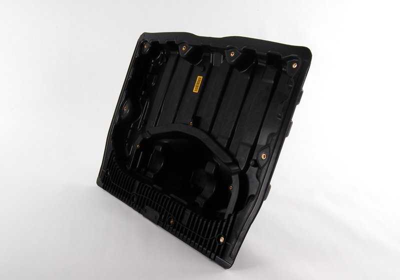 Bandeja multifunción trasera OEM 51717123486 para BMW E90, E91, E92, E93 (335d, 335i). Compatible con versiones con cambio manual y automático. Original BMW.