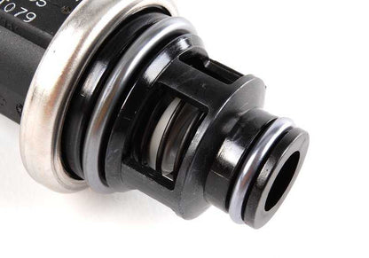 OEM -Retentionsventil 16131184235 für BMW E36 (318i, 318is, 318ti) und BMW Z3 (1,9 M44). Original BMW.