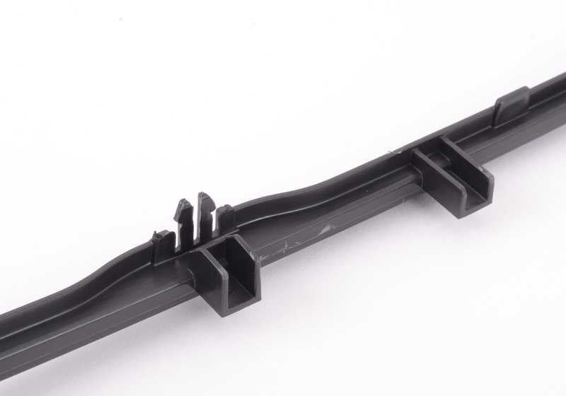 Junta ventana lateral trasera derecha OEM 51357119944 para BMW Serie 3 E91 316d, 316i, 318d (todos los modelos compatibles). Original BMW.
