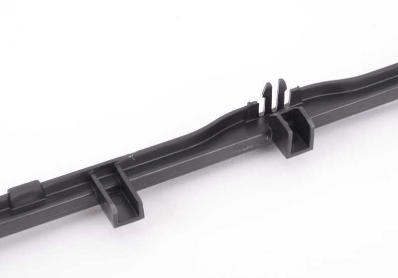 Junta de sellado para cristal lateral trasero izquierdo OEM 51357119943 para BMW E91 (Serie 3 Touring). Original BMW