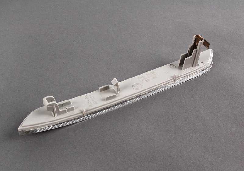 Riflettore di marcatura laterale destra per BMW E70, E71, E72 (OEM 63147187088). BMW originale
