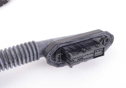 Cableado puerta trasera OEM 61123413143 para BMW E83 (X3). Original BMW.