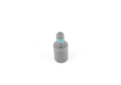 Self-locking fixing screw OEM 11317584402 for BMW F07 F10 F11 F90 G30 F06 F12 F13 F01 F02 F04 G11 G12 F91 F92 F93 G14 G15 G16 E70 F15 G05 F85 E71 E72 F16 G06 F86 G07. Original BMW.