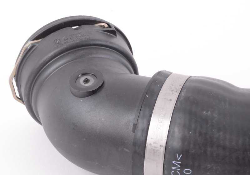 Conducción de Aire de Carga para BMW Serie 5 E60N, E61N (OEM 13717600010). Original BMW