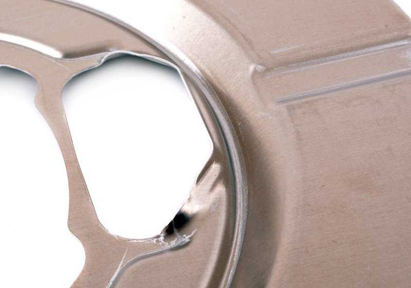 **Protector de freno delantero derecho OEM 34216760854 para BMW E60, E61, E63, E64. Original BMW.**