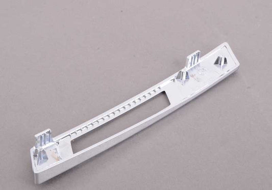 Chrome trim taillight tailgate left for BMW 7 Series F01, F02, F04 (OEM 63217225243). Original BMW