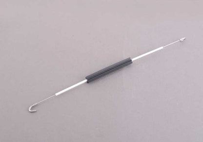 Cable de apertura puerta derecha OEM 51211950208 para BMW E32. Repuesto original BMW.