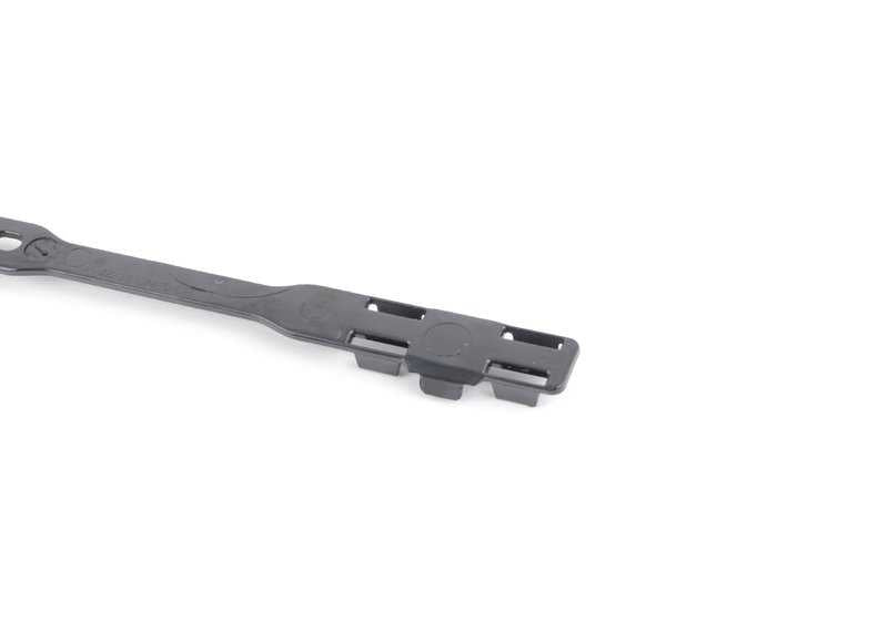Barra de retenção moldada traseira esquerda para BMW 4 F32 Series, F33, F36 (OEM 51127358075). BMW original.