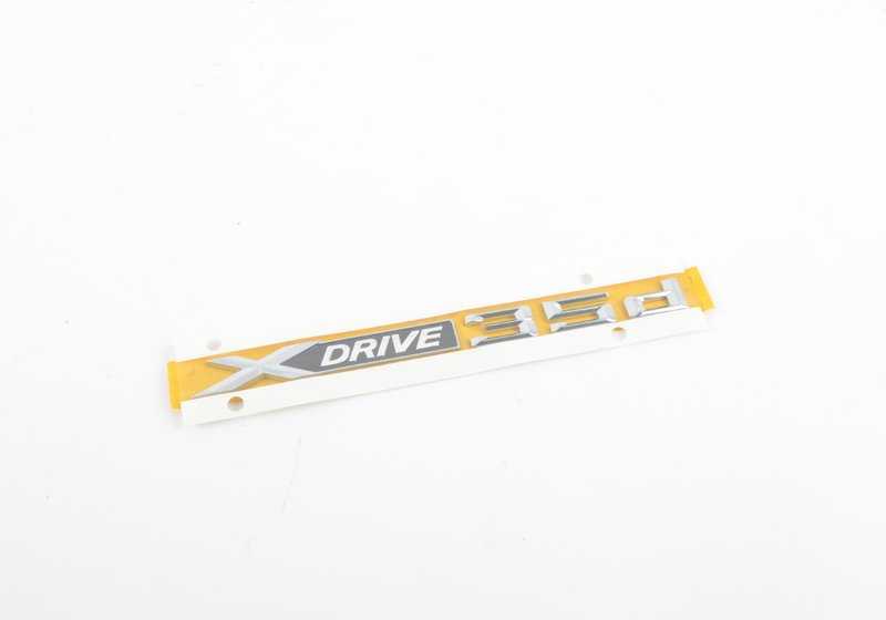 Emblema "X3" OEM 51147362493 para BMW E83, F25, F26, E70. Original BMW.