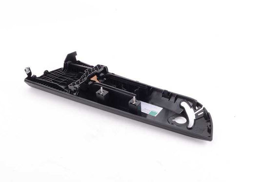 Doublure arrière gauche pour la série BMW 1 E88 (OEM 51439128773). BMW d'origine