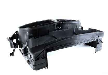 Conducto de aire OEM 51748051951 para BMW F06, F12 y F13. Compatible con todos los modelos M6 de estas series. Pieza original BMW.