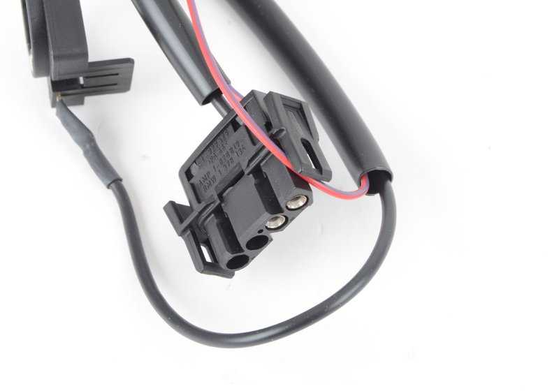 Conector eléctrico derecho OEM 54217143358 para BMW E46 (Todos los modelos compatibles). Original BMW.