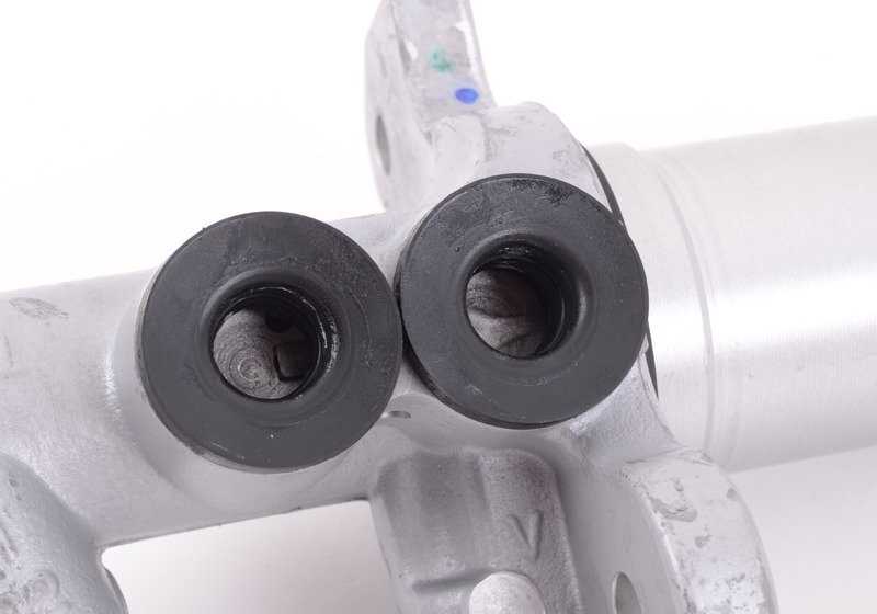 Master-cylindre des freins OEM 3436796729 pour BMW F07, F10, F10n, F11, F11n, F18, F18N, F06, F06N, F12, F12N, F13, F13N. BMW d'origine.