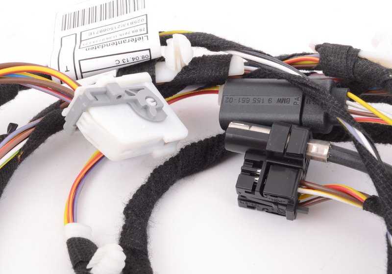 Cableado Lado del Conductor para BMW Serie 3 F30, F31, F35, F80 (OEM 61129313612). Original BMW