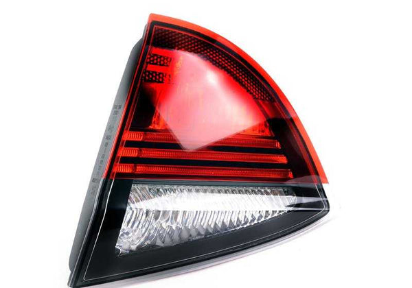 Piloto trasero derecho portón OEM 63210411420 para BMW E91. Original BMW.