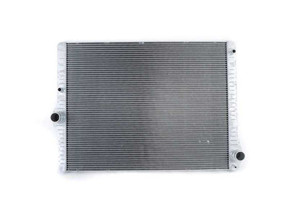 Radiador de refrigerante OEM 17118669004 para BMW F07, F07N, F10, F10N, F11, F11N, F06, F06N, F12, F12N, F13, F13N. Original BMW.