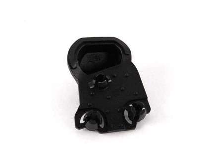 TOPE esquerdo OEM 51237159195 para BMW E90, E90N, E91, E91N, E92, E92N, E93, E93N. BMW original.