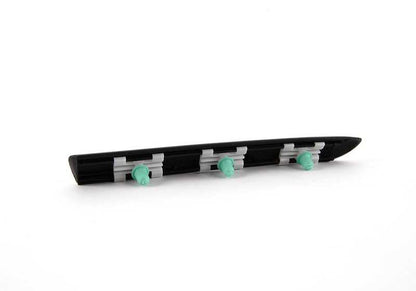 Listón de parachoques lateral izquierdo OEM 51138208447 para BMW Serie 3 E46 (316i AL11, AL12, AL21, AL22, AL51, AN72, AN82, AX31, AX32, AX41). Original BMW.