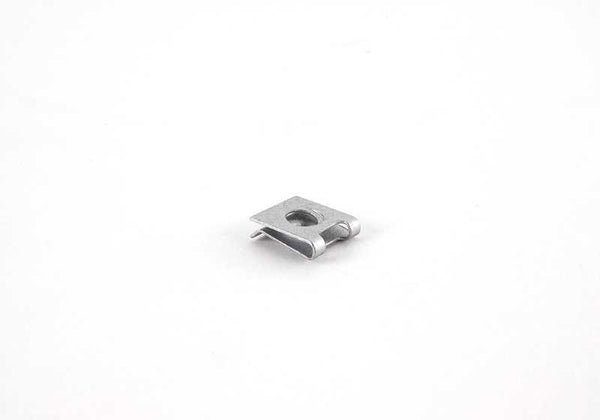 Tuerca clip OEM 07129901645 para BMW {E81, E82, E87, E87N, E88, F20, F20N, F21, F21N, F40, F52, F22, F22N, F23, F23N, F44, F45, F45N, F46, F46N, F87, F87N, G42, G87, U06, E21, E30, E36, E46, E90, E90N, E91, E91N, E92, E92N, E93, E93N, F30, F30N, F31,