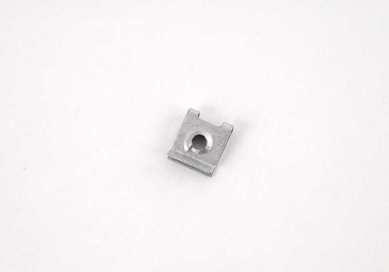 OEM clip nut 07129901645 for BMW {E81, E82, E87, E87N, E88, F20, F20N, F21, F21N, F40, F52, F22, F22N, F23, F23N, F44, F45, F45N, F46, F46N, F46N, F87, F87, G42, G87, U06, E21, E30, E36, E46, E90, E90N, E91, E91N, E92, E92N, E93, E93N, F30, F30N, F31,
