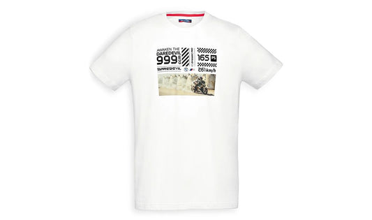 Camiseta blanca "Daredevil" con gráfico para BMW Motorrad. Tallas S a 3XL. Original BMW Motorrad. SKU OEM 76615A81340. Compatible con todos los modelos y perfecta para fanáticos del estilo deportivo de BMW.