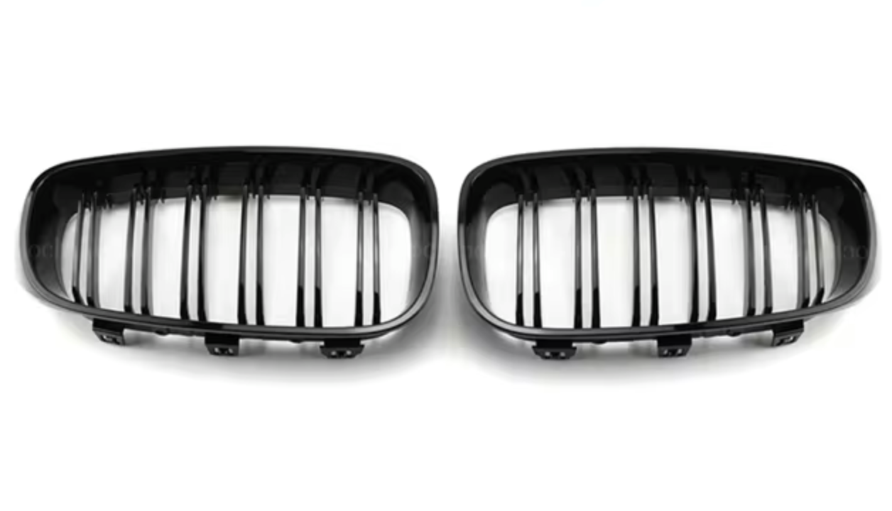 Waist bags in black with a glossy finish and M coloured lines, for BMW 3 Series GT F34 models, years 2012 to 2020