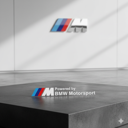 Pegatina “Powered by BMW Motorsport” para Cristales – Estilo Discreto, Espíritu de Competición
