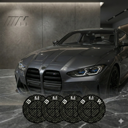 Emblema logo BMW efecto carbono – Insignia capó / maletero 82 / 74 mm · Volante 45 mm · Tapabujes 68 / 56 mm