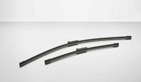 Juego de escobillas limpiaparabrisas OEM 61615A87368 para BMW i3 (I01) 60Ah, 94Ah, 120Ah y 120Ah Rex. Modelos compatibles: i3 desde 2013 hasta 2022. Original BMW.