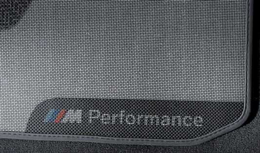 OEM 51472409929 Carpets de performance arrière pour la série BMW 1 F20, F20 LCI. BMW d'origine.