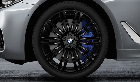 Juego de llantas y neumáticos M Doble Radio 664 19" OEM 36115A3E047 para BMW G30 (todos los modelos indicados). Llantas originales BMW con neumáticos Goodyear Eagle F1 Asymmetric 3 Runflat de verano. Original BMW.