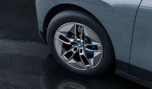 Complete winter wheel for BMW i I20 (OEM 10014973). Original BMW.