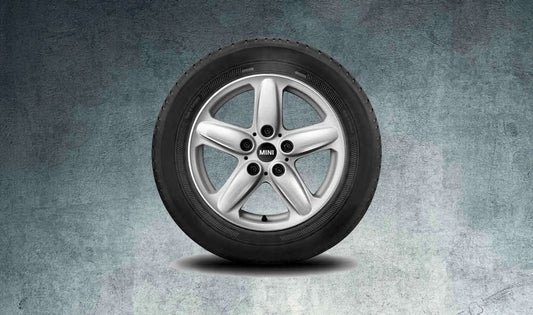 Llanta de aleación 6,5Jx16 ET46 plata R122 OEM 36109803720 para MINI Countryman R60, Paceman R61. Original MINI.
