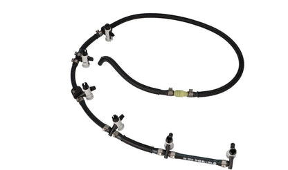 Tubería de retorno de combustible OEM 13537799869 para BMW E90, E91, E92, E93, E60, E61, E63, E64, E65, E66, E83, E70, E71. Original BMW.