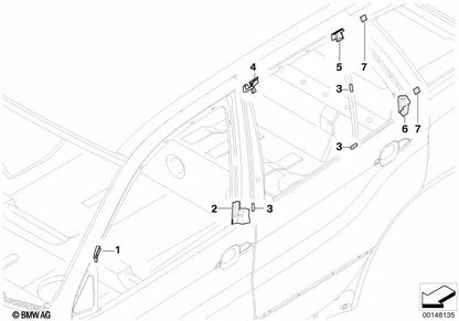 Sigillo del triangolo dello specchio in alto a sinistra per BMW X5 E53 (OEM 51337016589). BMW originale